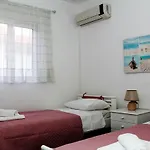 بيت للعطل Marina House لاردوس