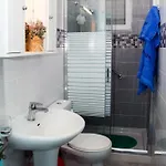 Marina House لاردوس