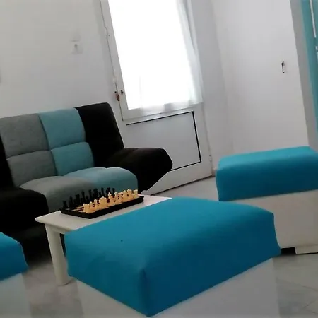 Marina House بيت للعطل لاردوس