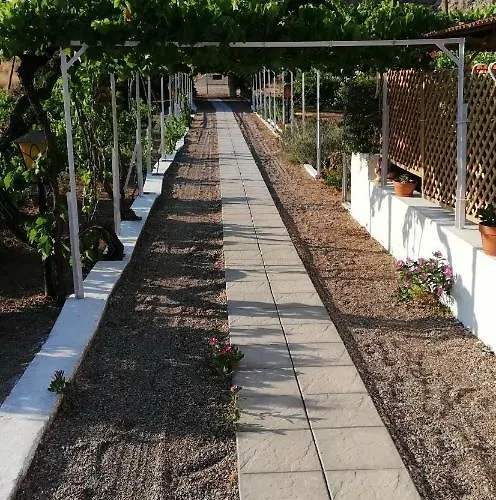 Marina House Casa de Férias Lardos